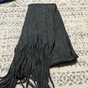 NWT Lucky brand gray scarf